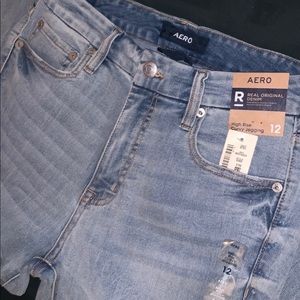 High-rise Aero distress women jeans